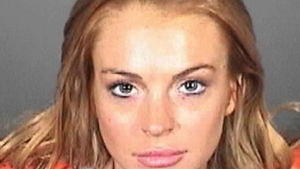 Lindsay Lohan a comis-o din nou! A fost arestata la New York! Afla ce acuzatii i se aduc!
