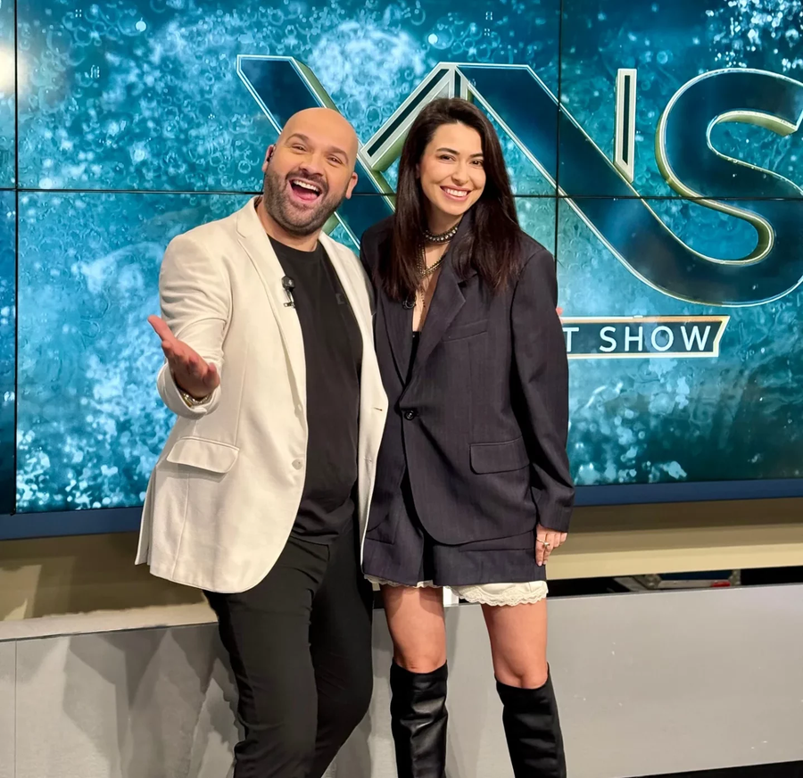 Vedeta prezintă formatul emisiunii X-tra Night Show alături de Andrei Ștefănescu