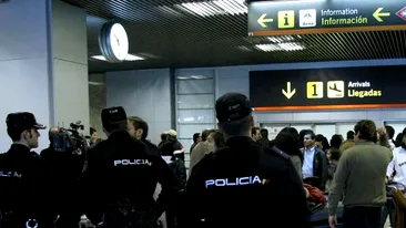 Scene de groază pe aeroportul din Madrid. Un român fost rănit încercând să apere o femeie atacată de un individ înarmat cu un cuțit
