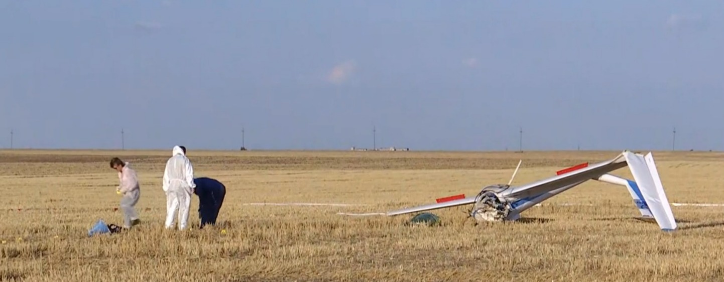 El este Emanuel But, tânărul de 24 de ani care a murit după ce s-a prăbușit cu planorul. A fost şef de promoţie în facultate şi visa să devină pilot pe avioane cu motor