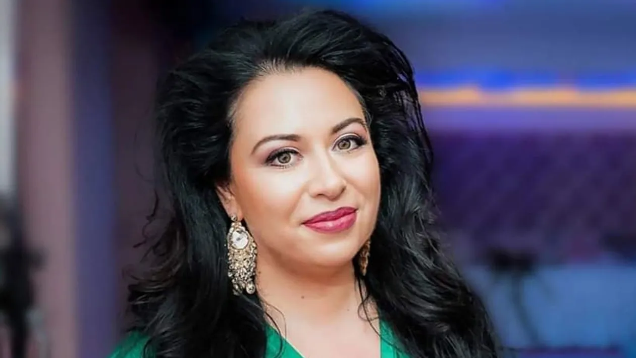 Oana Roman a început procesul de remodelare! Vedeta vrea să scape de gușă