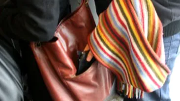 De ce francezii ne trimit romii inapoi? Cu mic, cu mare, la ciordit!