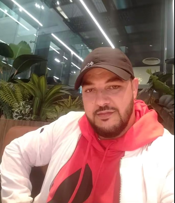 Florin Albu a fost cel care i-a prezentat fostului cumnat inelul