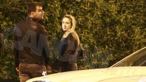 Moştenitoarea celui mai bogat român şi-l ţine "în lesă"! Fiica miliardarului e o mică dictatoare cu iubitul ei