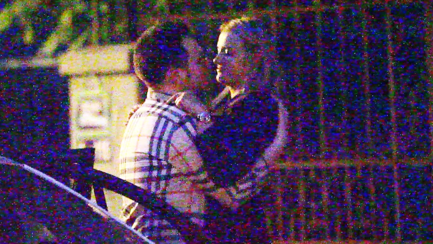 N-a fost sa fie. Blonda care l-a lasat pe Andrei Versace sa doarma singur este fiica fostului prefect de Calarasi