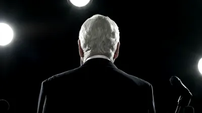 Cutremur politic! Președintele, forțat să DEMISIONEZE, după modificarea Constituției
