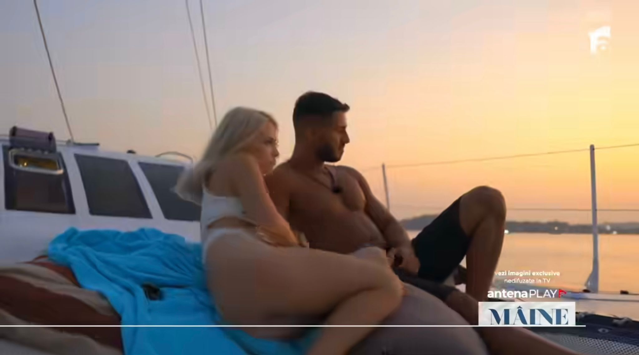 Maria şi Alin au aprins flacăra ispitei! Au fost prinşi împreună, în pat. Au încercat să se ascundă după o pernă, dar…