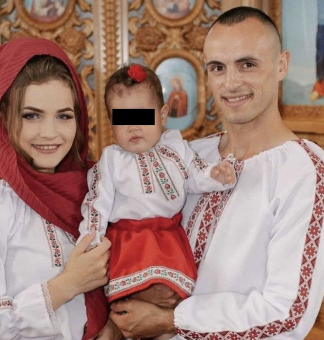Lucia și Constantin Sîrbu au fost conduși pe ultimul drum împreună cu fiica lor cea mică. Imagini sfâșietoare!