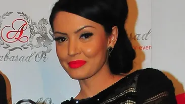 Andreea Mantea, moment INTIM cu Gabi Badalau. Vezi ce fac cei doi IN VAZUL TUTUROR!