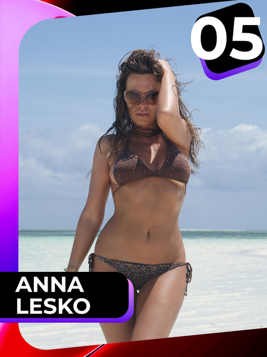 Mădălina Ghenea, Adelina Pestrițu și Daniela Crudu, super-hot! Top 50 dive care s-au jucat cu imaginația privitorilor