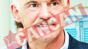 Georgios Papandreu a cazut cu bicicleta