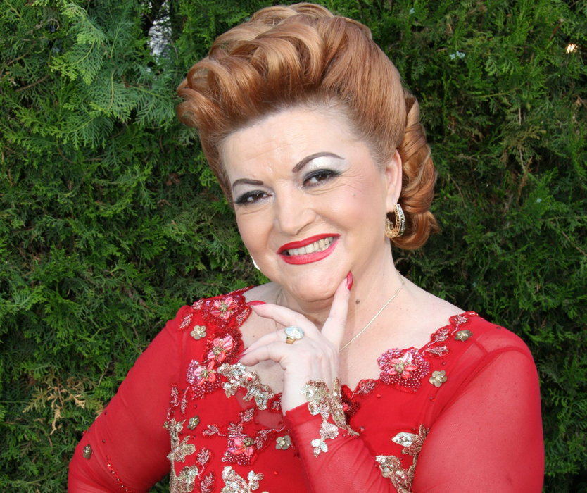 Maria Cârneci este una dintre cele mai cunoscute artiste de muzică populară