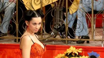 Cu părul vâlvoi, pline de coşuri, cu dinţi stricati şi fără silicoane! Cum arătau Crudu, Bianca, Luciu şi Dina la debut