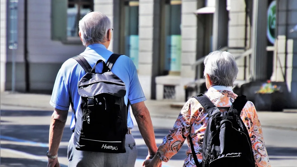 Pensionarii care trebuie să meargă la Casa de Pensii. Riscă să își piardă beneficiile din mai 2025