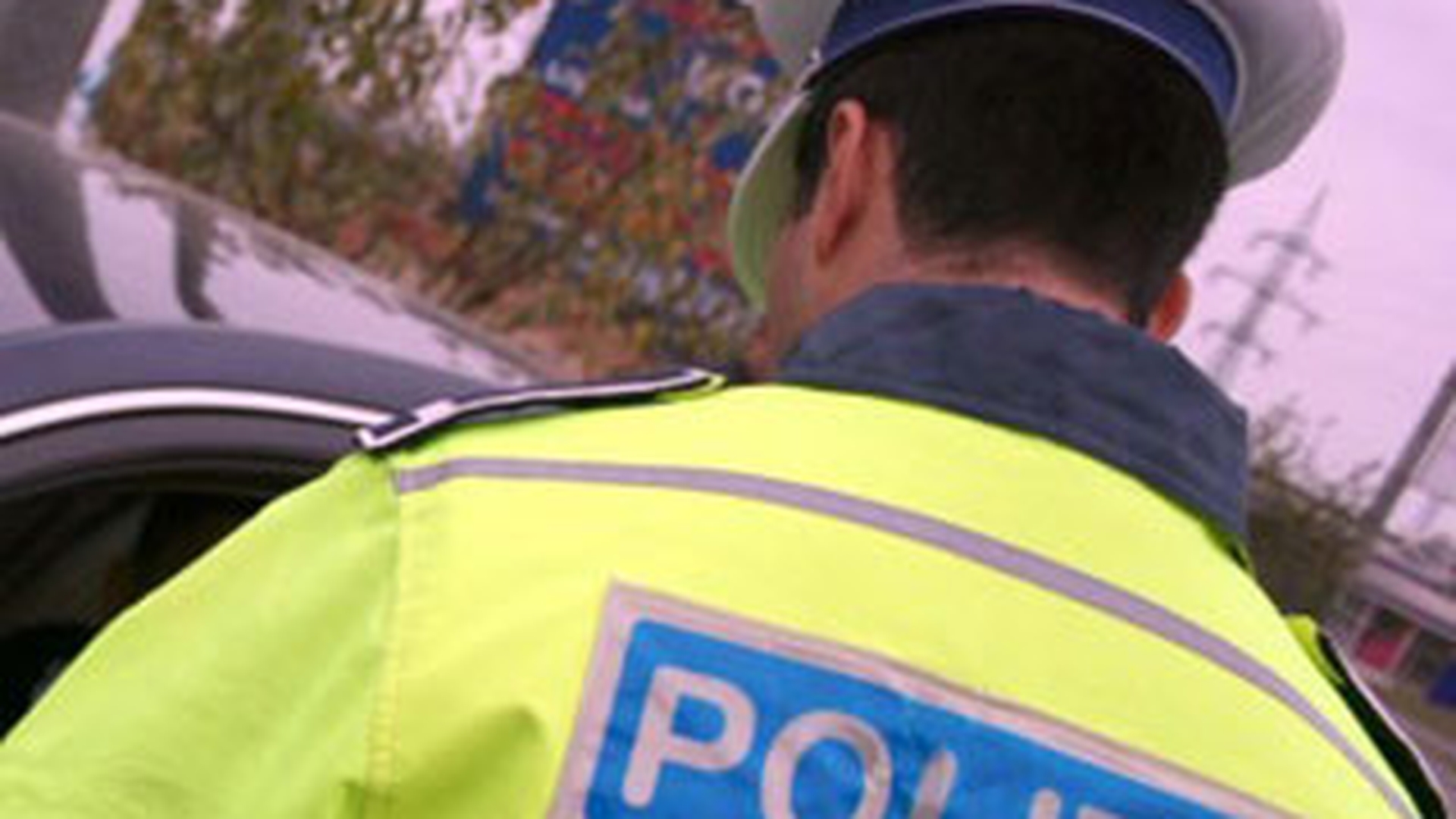 Politistul care a accidentat mortal o eleva pe o trecere de pietoni, cercetat in libertate