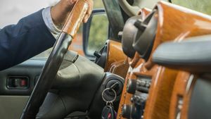 De-a râsu'-plânsu'! Motivul incredibil pentru care un român a rămas fără permis pe autostrada din Austria