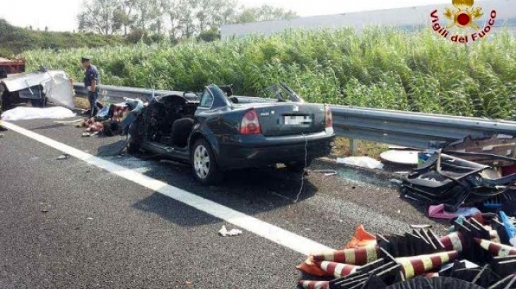 Accident cumplit în Italia. A supravieţuit doar bebeluşul unui cetăţean moldovean!