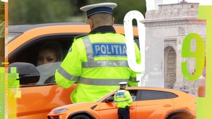 Loredana Chivu, oprită de Poliție la Arcul de Triumf . A ”negociat” cu agentul 15 minute
