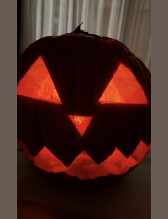 Dani Oțil, replică savuroasă pentru educatori după o provocare de Halloween: „Ei nu pot să le facă”