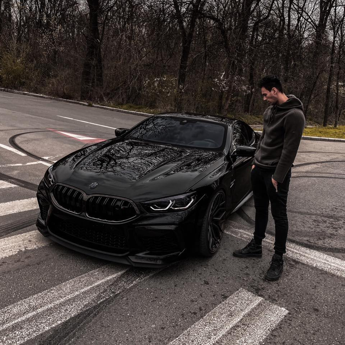 Cine este ZED? Românul care se plimbă cu mașini de sute de mii de euro și care a ridicat un imperiu din vânzarea jantelor auto
