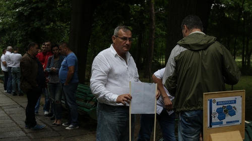 A fost unul dintre cei mai temuti interlopi, iar acum se prezinta ca o “carte vie”! Imagini fabuloase cu un condamnat!