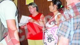 Scandal si injuraturi in prima zi de plata a taxei auto