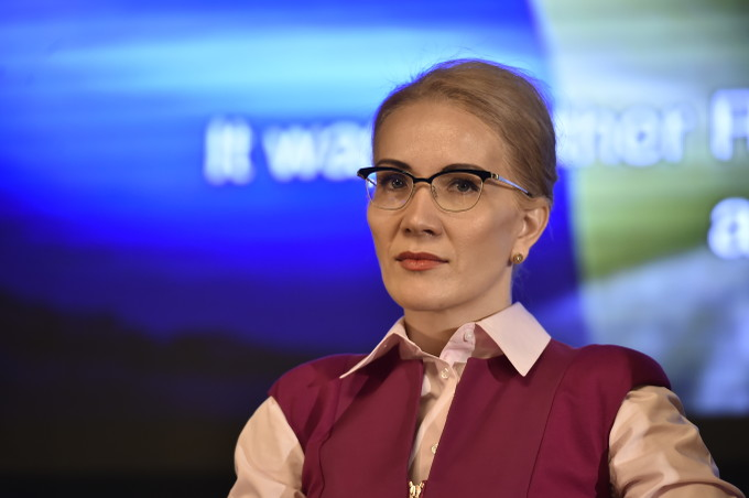 Ramona Ioana Bruynseels îi face concurență lui Carmen Iohannis. Ce ținută a purtat contracandidata lui Klaus Johannis de ziua Marinei