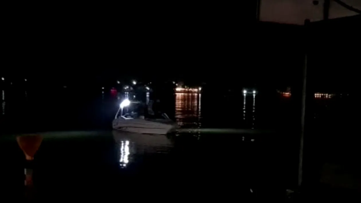 O femeie este dată dispărută pe lacul Snagov, după ce a căzut de pe skijet. Partenera ei a fost salvată