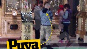 Puya si-a dus nevasta in casa Domnului! Imagini cutremuratoare cu rapperul in timp ce se roaga!