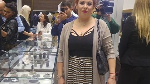 Oana Roman s-a pozat în costum de baie! Cum arată vedeta după ce s-a spus că a slăbit