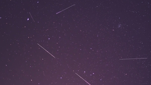 Eveniment astronomic special, în România. Sateliții Starlink vor putea fi văzuți vineri noaptea. VIDEO
