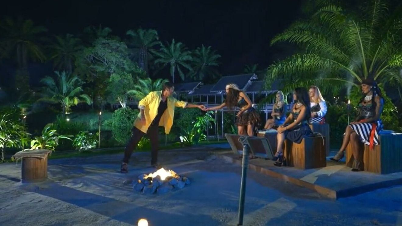 Radu Vâlcan, gest neașteptat în văzul tuturor! Ce cadou i-a oferit Biancăi Giurcă de la Insula Iubirii