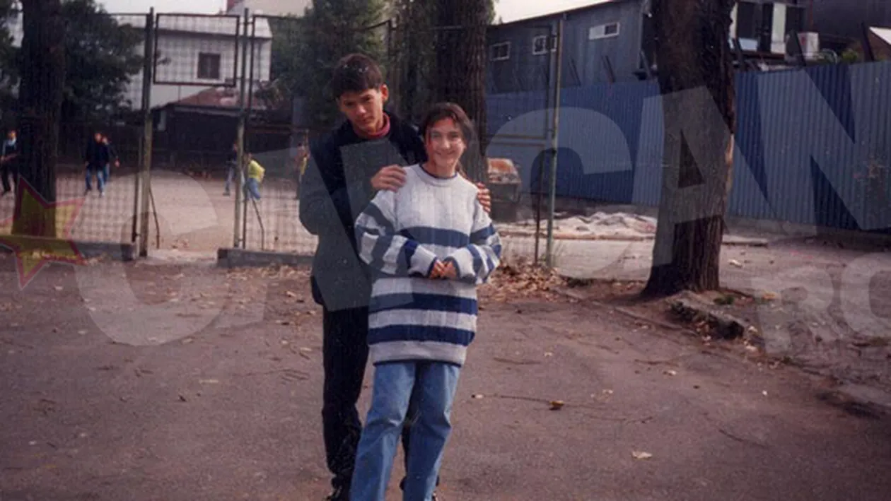 Acest pusti neingrijit a ajuns unul dintre cei mai cunoscuti fotbalisti romani in Europa! Doar un microbist din 10 ghiceste cine e