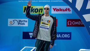 David Popovici cucerește Japonia! Ce distincție a primit înainte de startul Campionatului Mondial de la Fukuoka