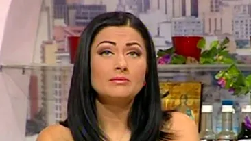 VIDEO Gabriela Cristea a fost nevoita sa faca dus la serviciu! Vezi de ce se plange ca a avut mai multe zile grele