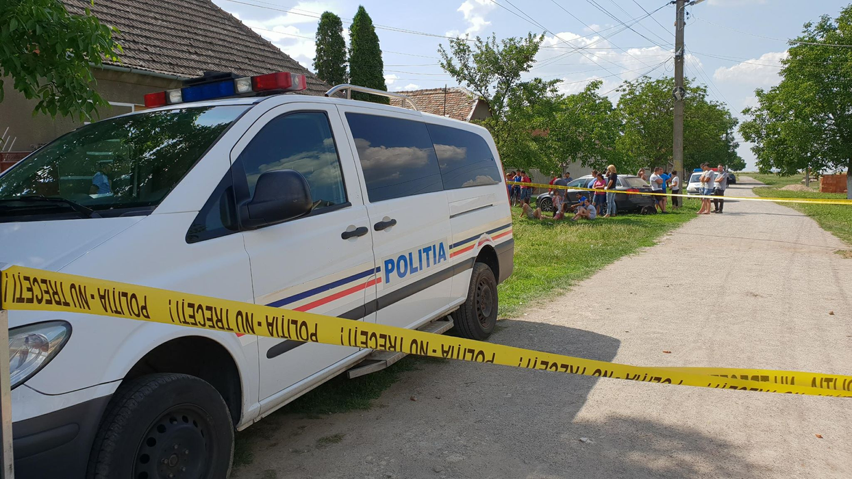 Polițiștii au împânzit zona