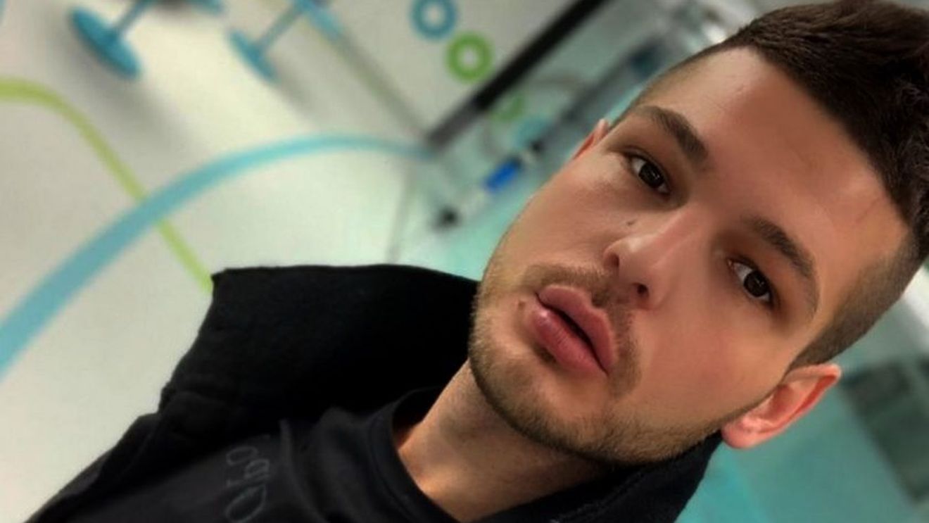 Răzvan Botezatu se căsătorește cu iubitul său: ”Mi-am făcut curaj și i-am povestit mamei mele...”