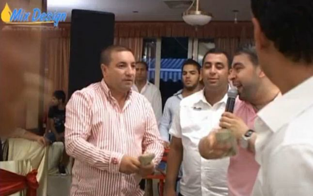 Liderul clanului Butoane, alături de Florin Salam