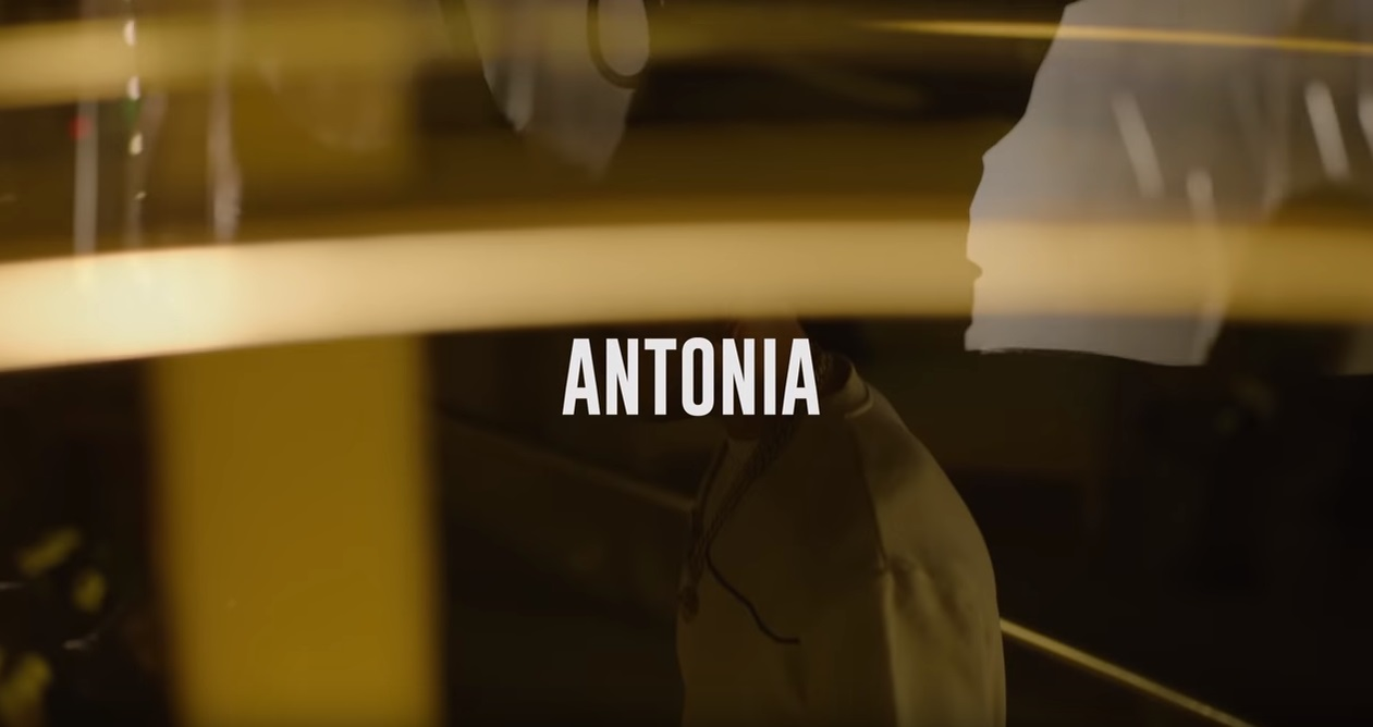 Antonia, apariție provocatoare în cel mai nou clip, lansat în colaborare cu Faydee! Versurile melodiei “Trika Trika” îți dau un vibe pozitiv