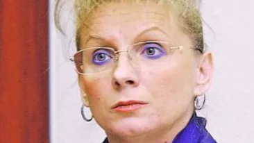 La doi ani de la dezvaluirile CANCAN.ro, fosta sefa a Secretariatului General al Guvernului a fost chemata la DNA. Afla de ce!