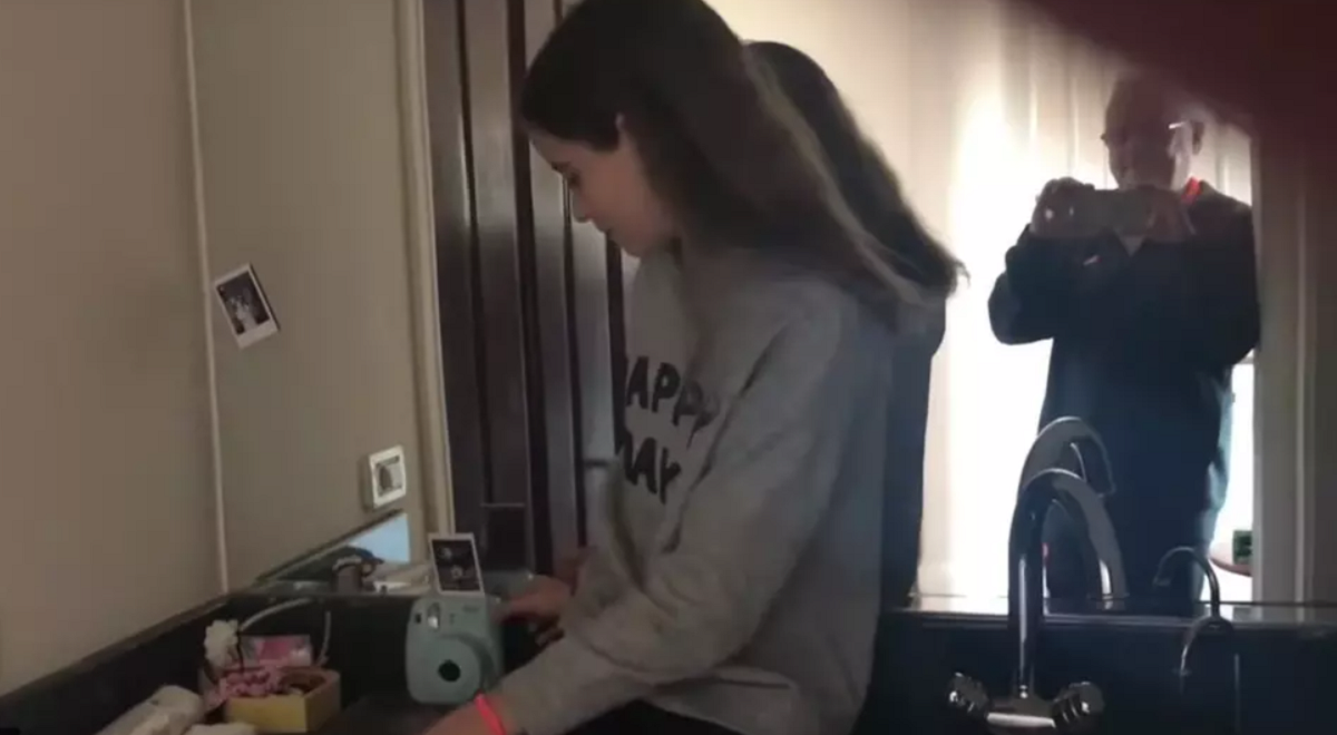Cum arăta camera în care a crescut Irina, fiica lui Irinel Columbeanu. Avea și „zonă de relaxare”, ce se vede pe imagini