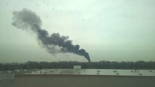 ULTIMA ORĂ! Explozie pe un vas petrolier din Germania! Câteva persoane au murit pe loc, iar alte victime au fost aruncate în apă în momentul deflagraţiei