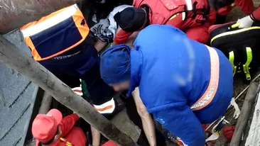 Bărbat strivit de un utilaj la o balastieră din Dâmbovița, salvat în ultima clipă
