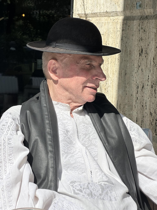 Ce s-a întâmplat cu Grigore Leșe, înainte să urce pe scenă. Cântărețul a ajuns de urgență la spital