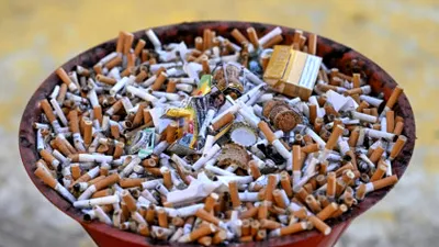 Alimentul mai periculos decât fumatul. Un medic dezvăluie principala cauză a morții premature