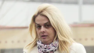 Chipurile din reviste sunt un mit! Iata adevaratele fete ale vedetelor, fara pic de machiaj. Imaginile de care si ele se sperie