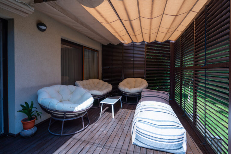 Zona de relaxare din casa lui Dani Oțil/Foto:lovedeco.ro