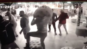 Noi imagini cu ucigașul din Mediaș! Conflictul a pornit din club VIDEO