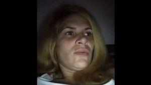 Mama gemenilor care au căzut de la etajul 10, declaraţii halucinante pe reţelele de socializare: "Nu eu v-am aruncat pe geam"
