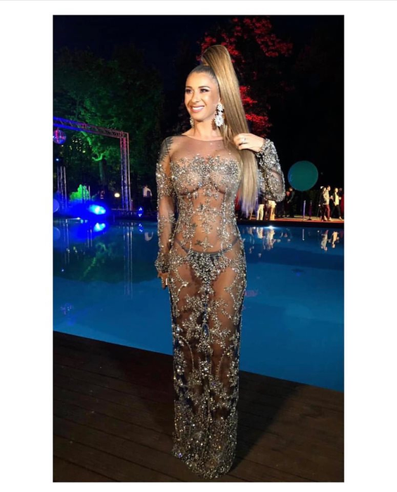 Vedetele din showbiz se întrec în posterioare! Cine este pe primul loc FOTO